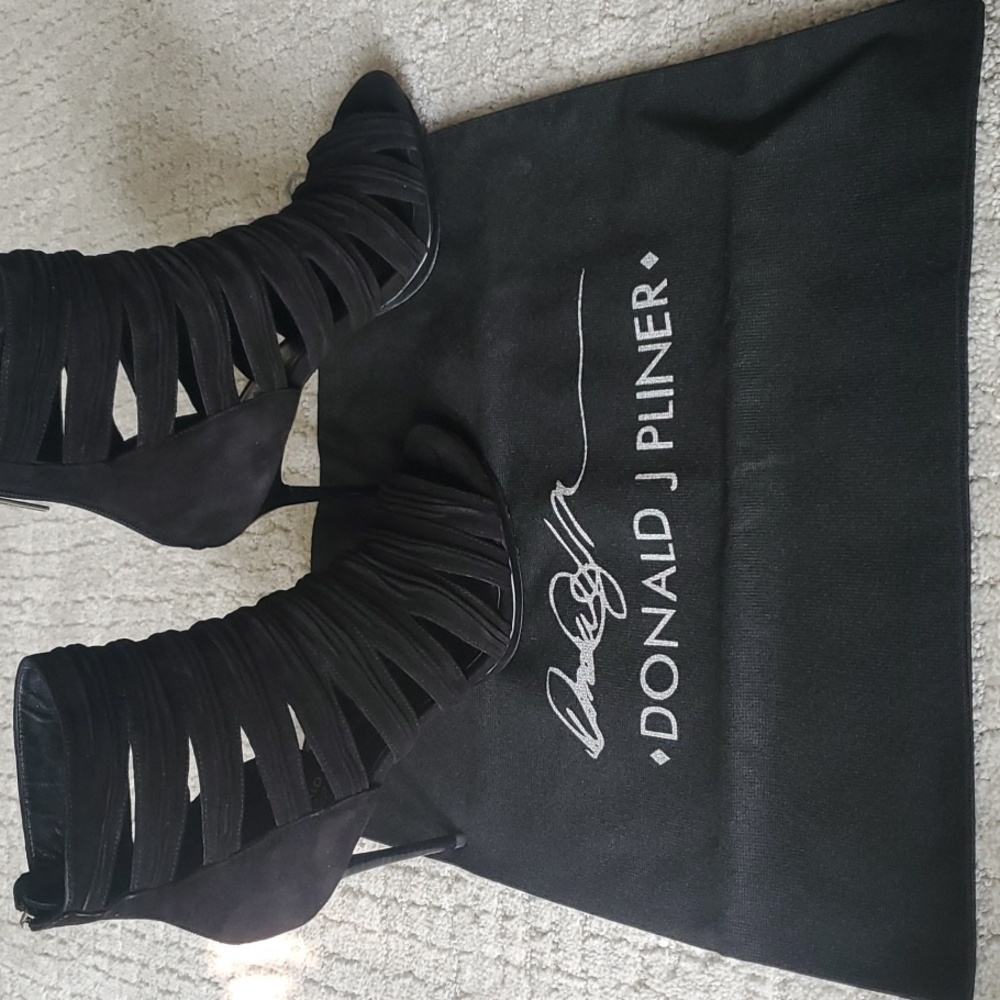 Donald J. Pliner Platform Heels